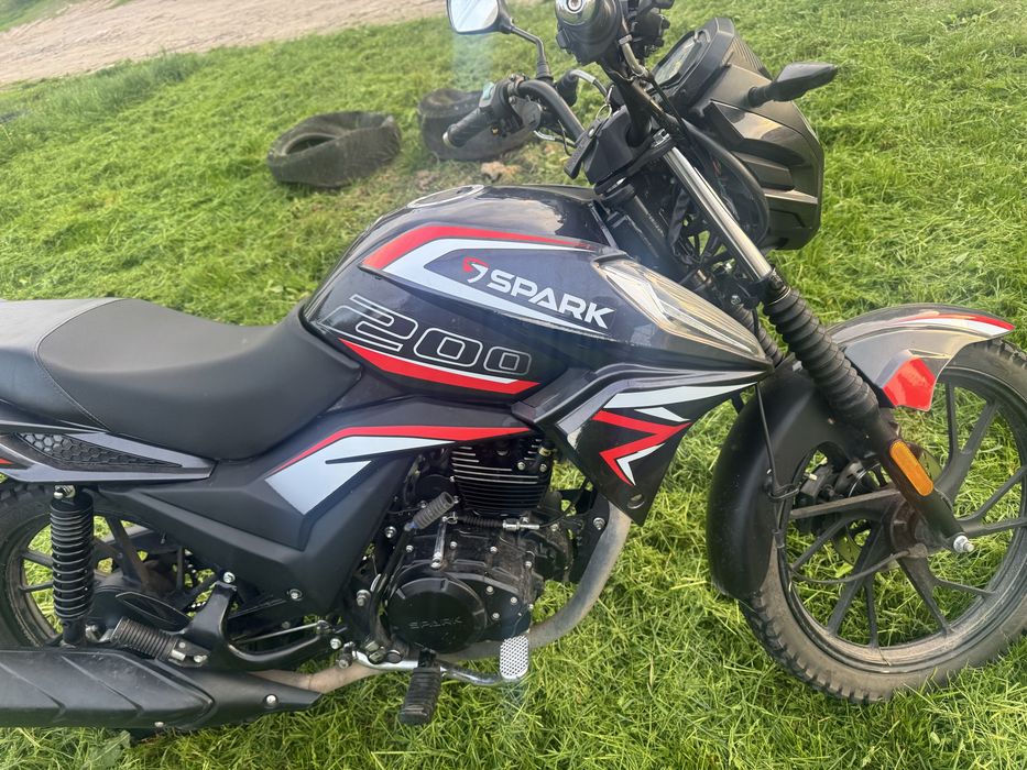 Продам мотоцикл Spark 200 r17