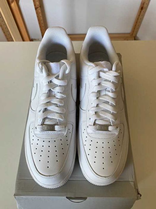 Nike Air Force 1 Low '07 White r.
