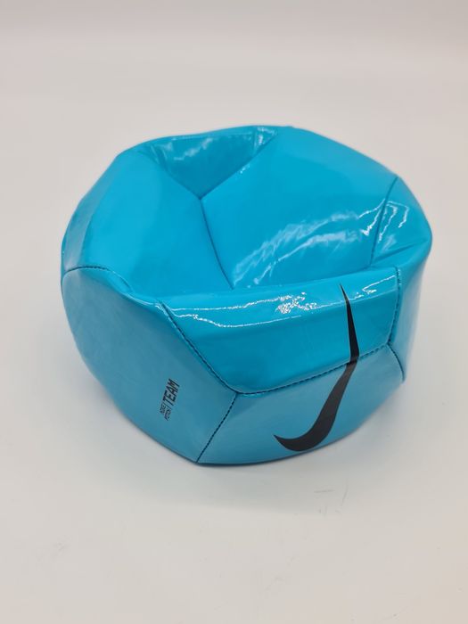 Bola de voleibol NIKE - nova
