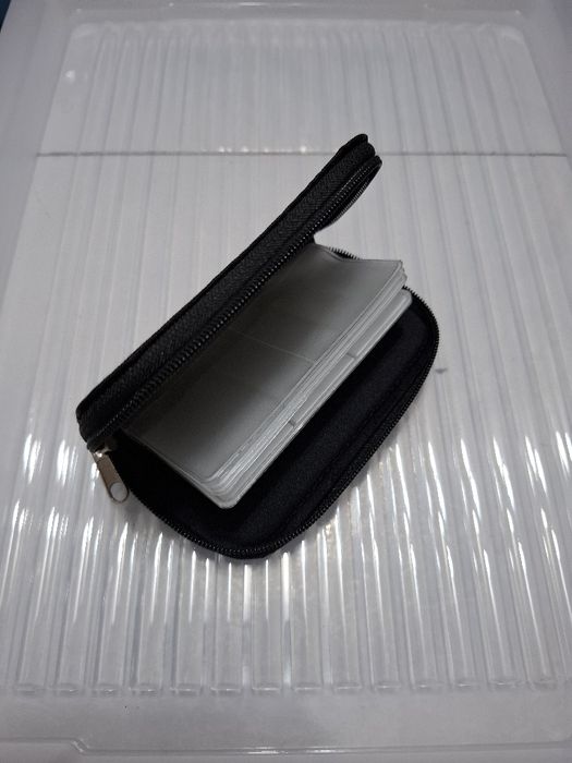 Novo. Porta cartões de memória
