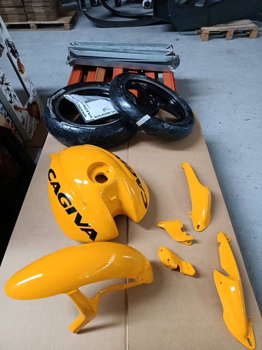 Pintura e acabamento de peças automovel