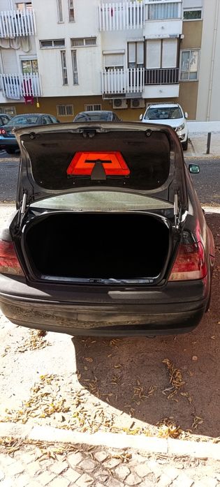 Volkswagen Bora 2001