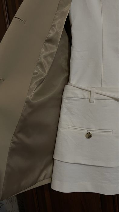 Піджак Zara з відкритою спиною