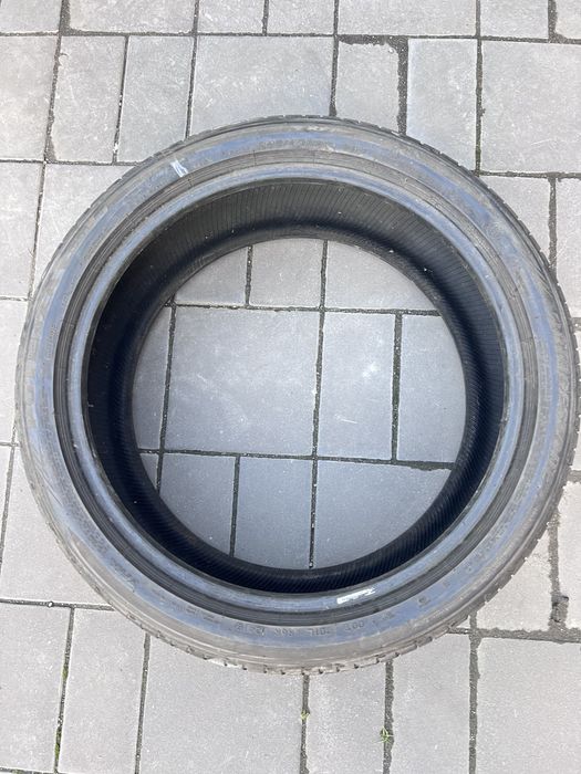 Шини 245/40/20 пара бу Bridgestone літо Runflat;Резина склад R20
