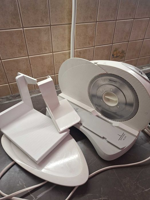 Слайсер (скиборізка)  Zelmer