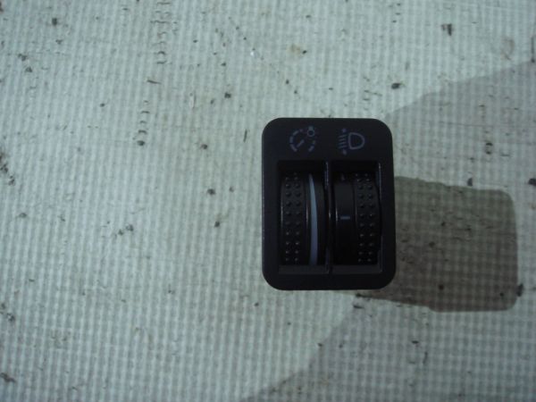 Interruptor Reg. Altura De Faróis Volkswagen Golf Iv (1J1)