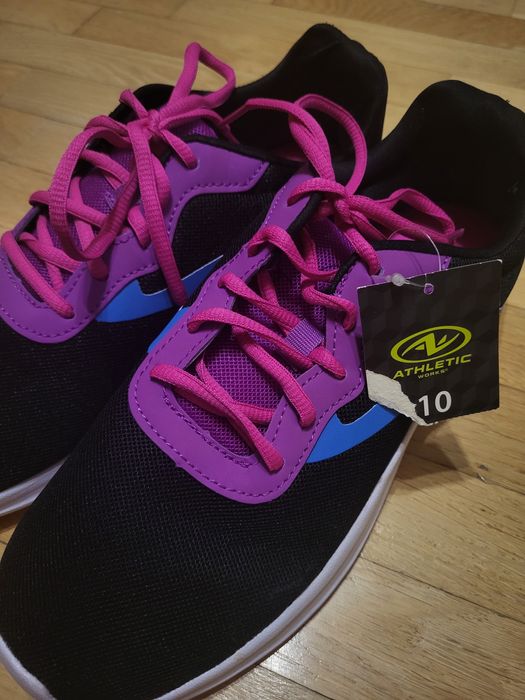 Продам кросівки Athletic works