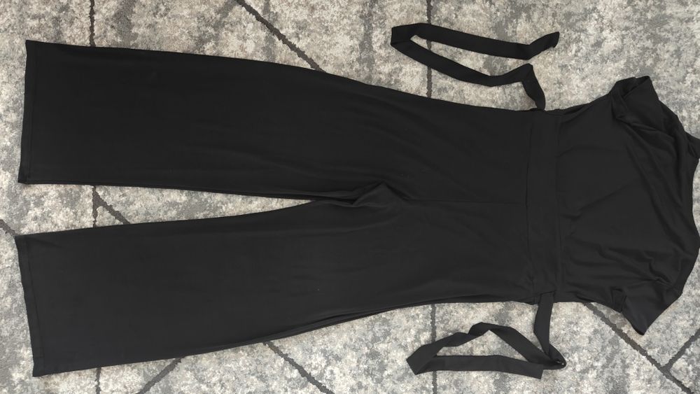 Czarny kombinezon Sylwester r. L