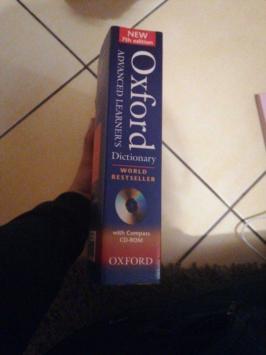 Vendo Dicionário64750946716547122