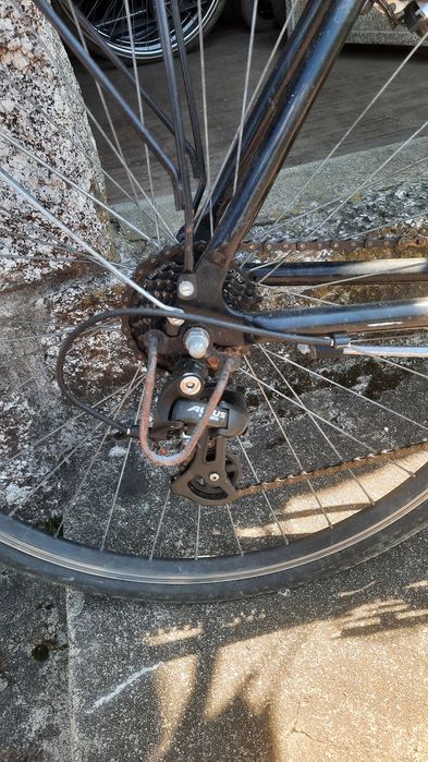 Bicicletas de montanha em muito bom estado.