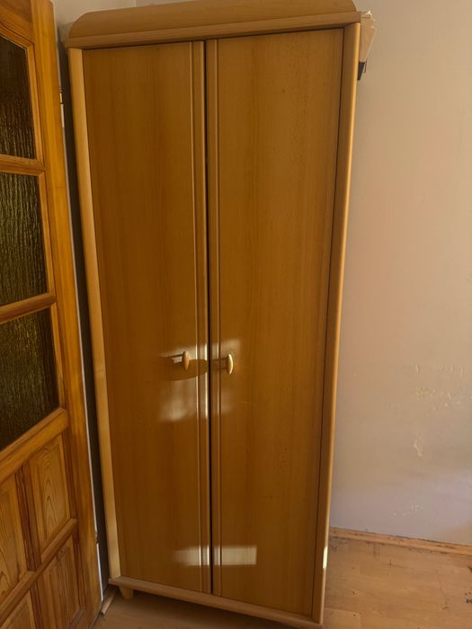 Szafa do pokoju drewniana