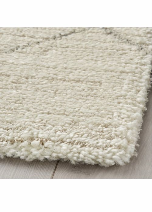 Tapete Ikea pelo curto bege