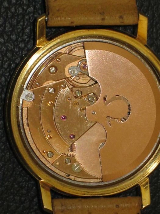 OMEGA DE VILLE  Automatico Ouro Maciço 18K. Vintage