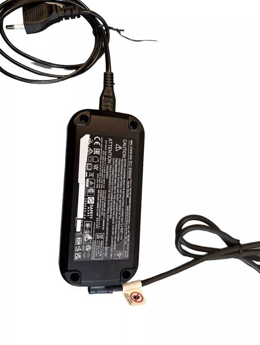 Carregador Shimano Steps EC-E6002