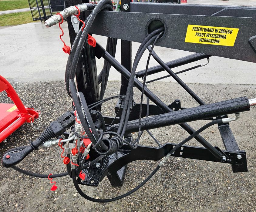 ŁYŻKA euro 105>250cm do ŁADOWACZ CZOŁOWY ursus 3512 c-330 c-360 MF255