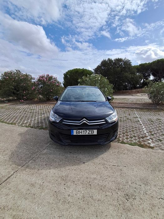 Citroen C4 attraction 1.6 92 cv — photo 2