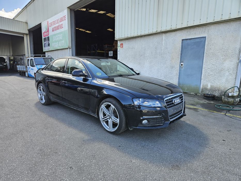 Audi A4 B8 2.0 TDi 140CV de 2010 para peças