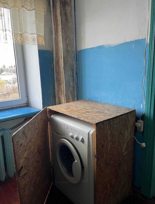 Кімната в гуртожитку по вул. Бальзаківській