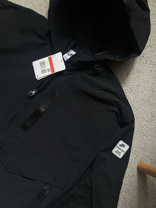 Куртка Nike Air Max Woven Jacket L  Jakna tech tn black IF0849-010 big logo
