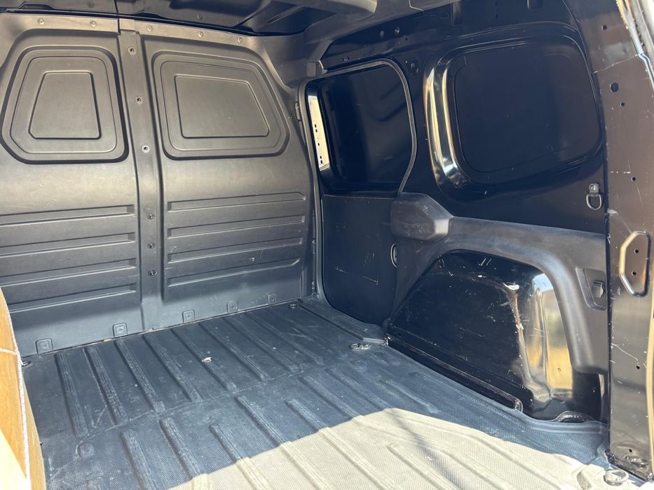 Vendo carrinha 3.lug estimada