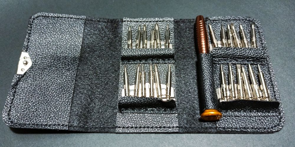 Zestaw narzędzi, wkrętaków precyzyjnych 25el. - Witkowo ETUI końców