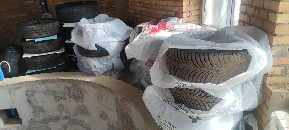 Резина Good year  255/40R20