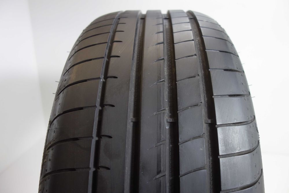 Opony letnie 225/40/18 - GOODYEAR Eagle F1 Asymmetric 3 * XL