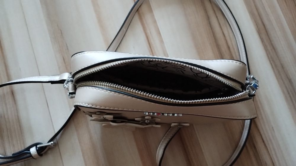 Nobo mała listonoszka