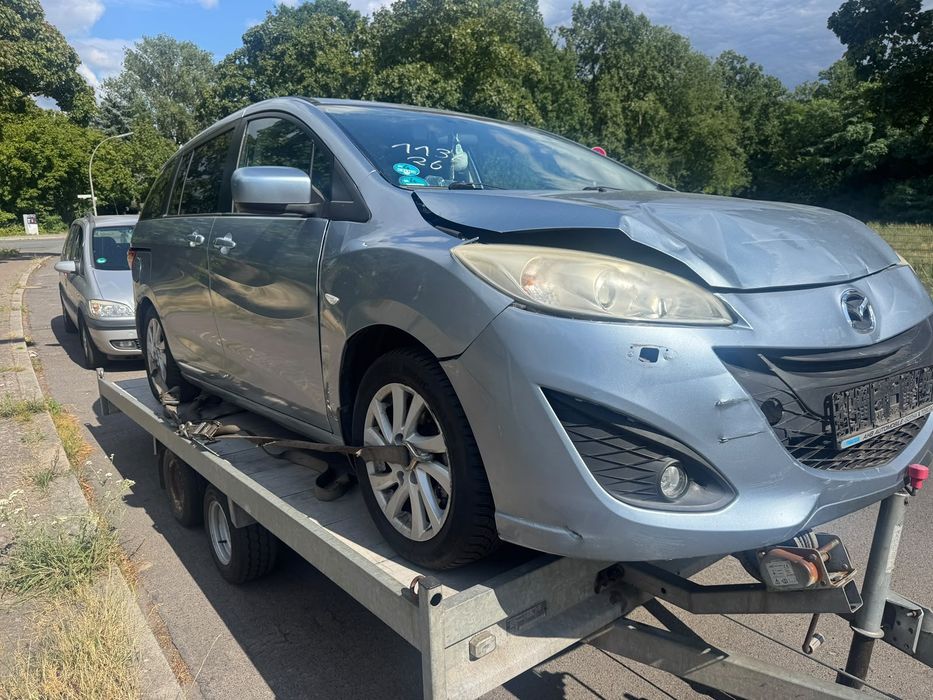 Mazda 5