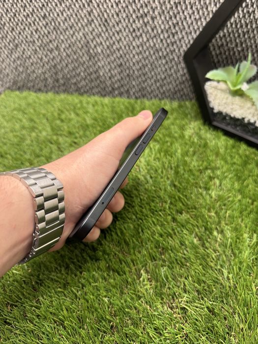 iPhone 15 128Gb АКБ 100% Black Айфон 15 128Гб чёрный идеал