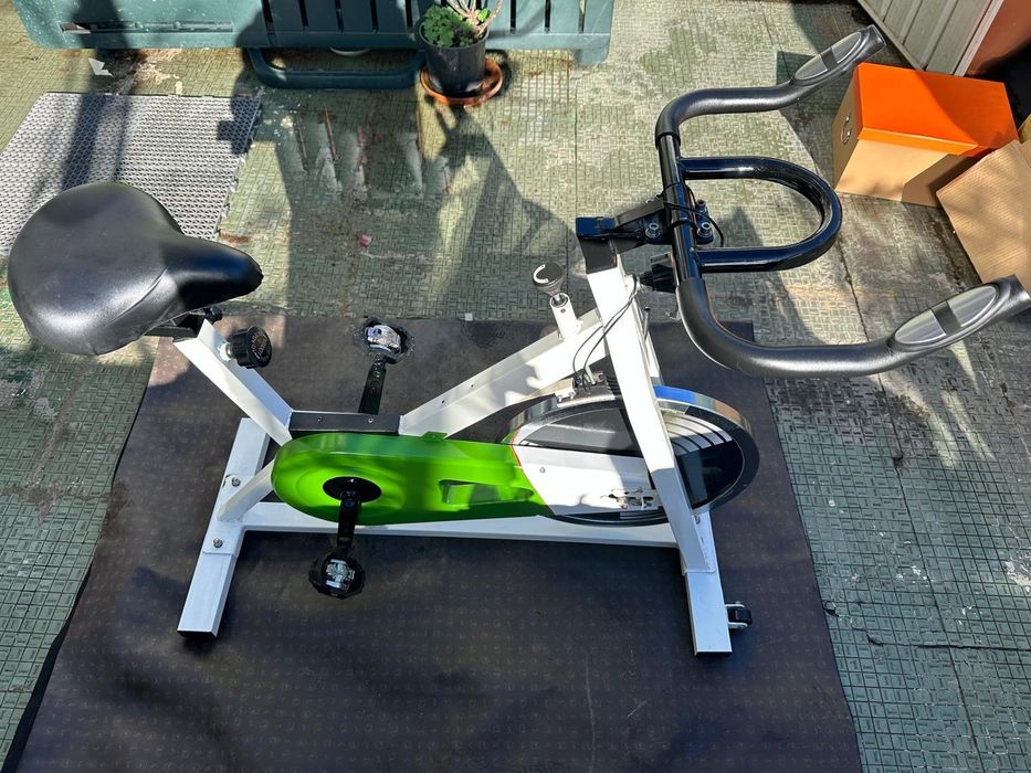 Bicicleta estatica425699635291105281