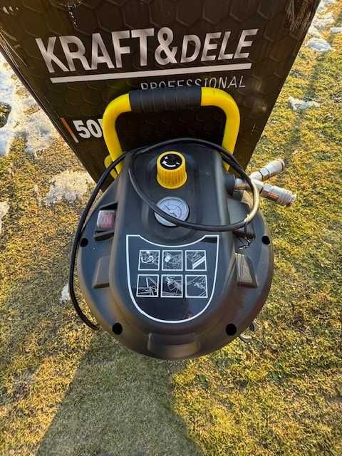 Kompresor bezolejowy 50L