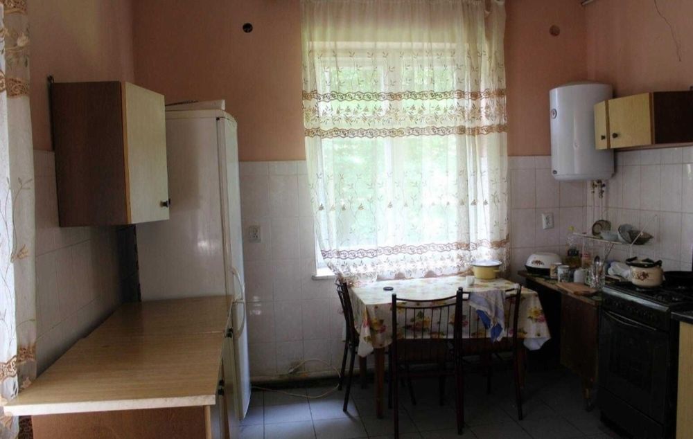 Готель "Смерековий край" в смт. Міжгір"я, Закарпатської області