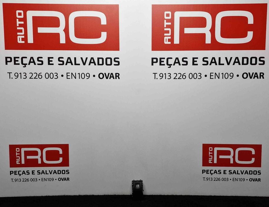 Comando / Botão / Interruptor Vidros Trás Direito 254214896R - RENAULT MEGANE IV Hatchback