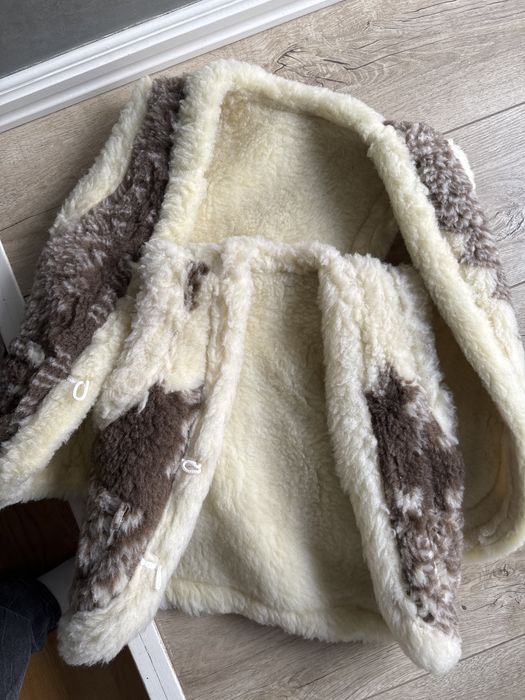 Кожушки желетки гуцульські 2-3 роки