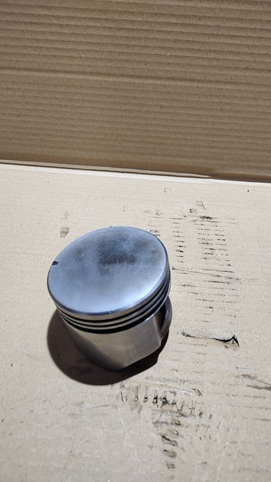 Tłok Briggs dolnozaworowy