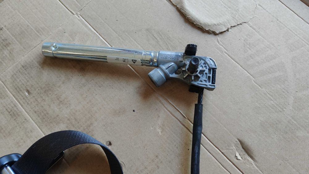 pas bezpieczeństwa przód lewy prawy napinacz jeep cherokee kl 2017