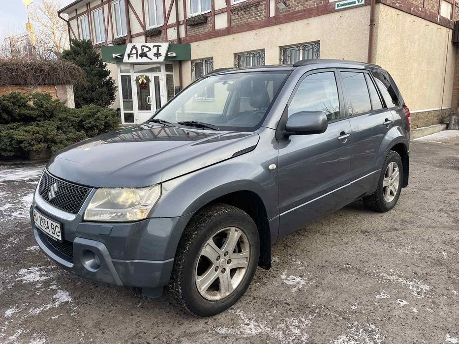 Suzuki Grand Vitara 2.0 Газ