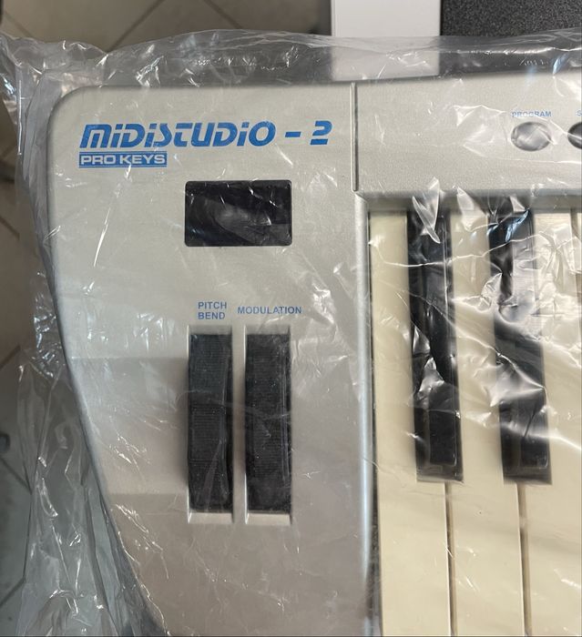 Keyboard MIDI Studio 2