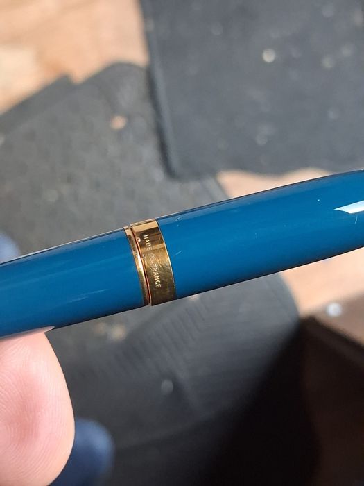 Caneta ST.Dupont Fidélio laca azul e ouro