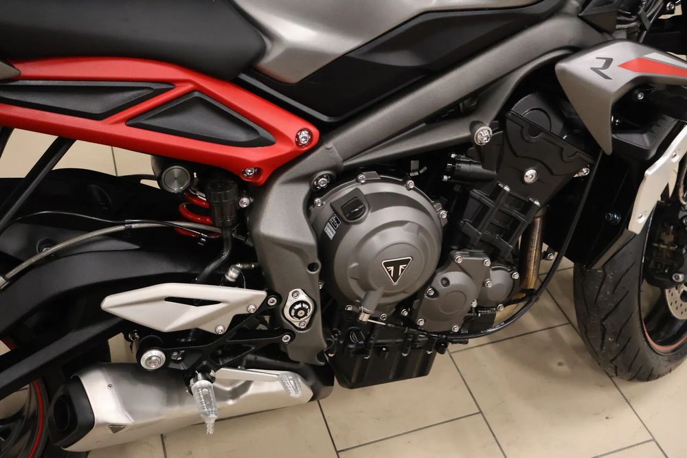 Triumph Street Triple 765 R Jak Nowy! Km Przebiegu Rs