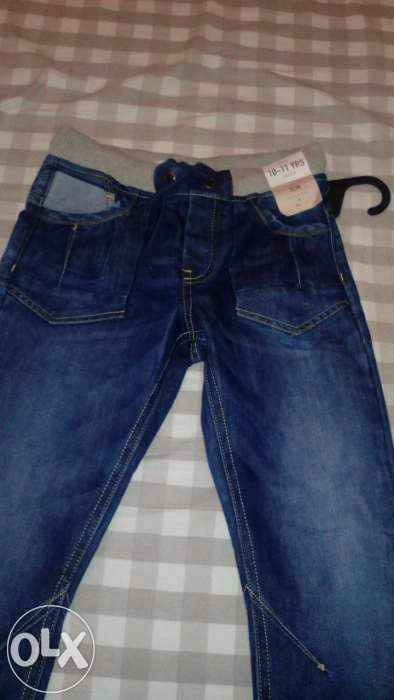 Calças de ganga novas tamanho 10-11