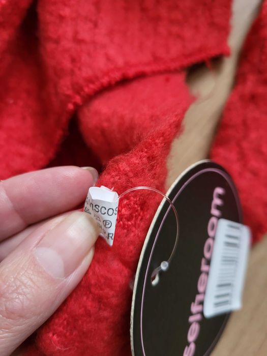 Szal czerwony 100% wiskoza