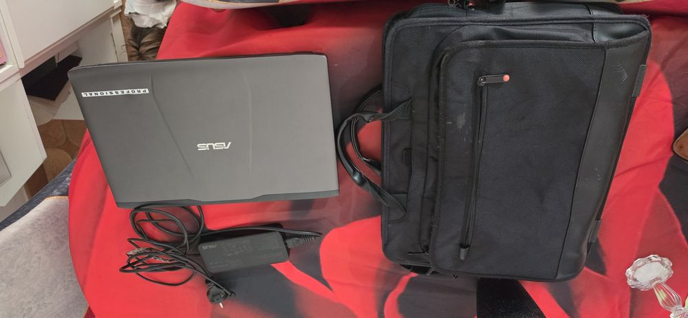 Vendo pc portatil Asus i7 gamer + Mala transporte