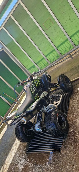 Yamaha YFM660R raptor edição especial Monster Energy 2004