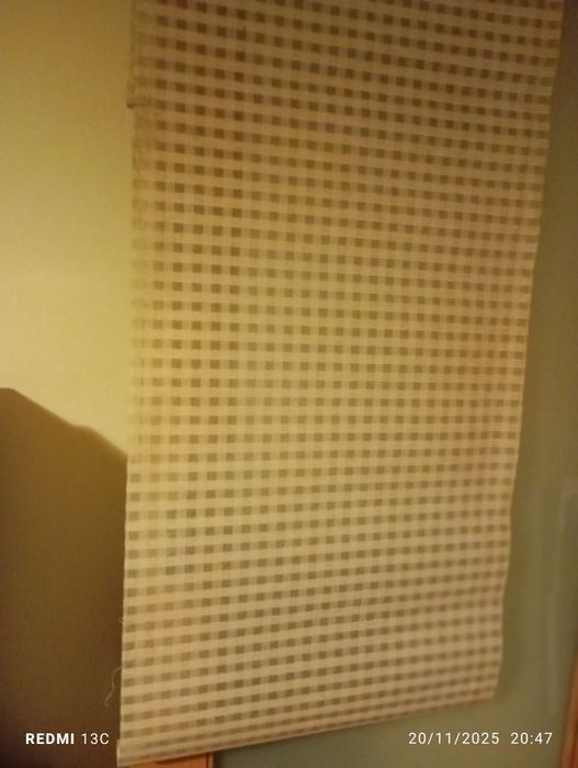 Estores mais restos de tecido