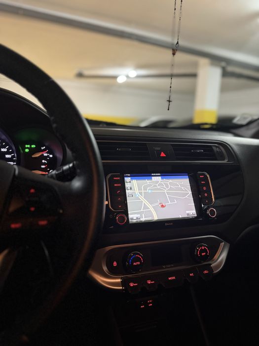 Kia Rio 1.2 EX 2016