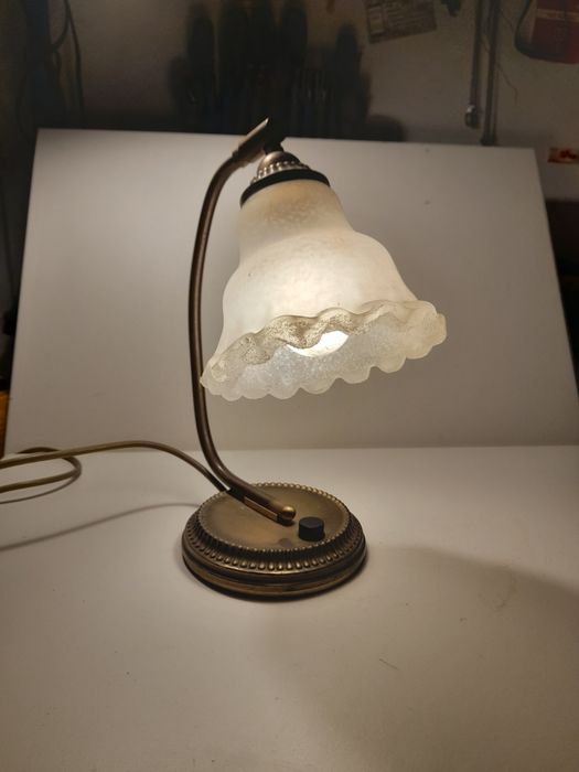 Stylowa lampka nocna