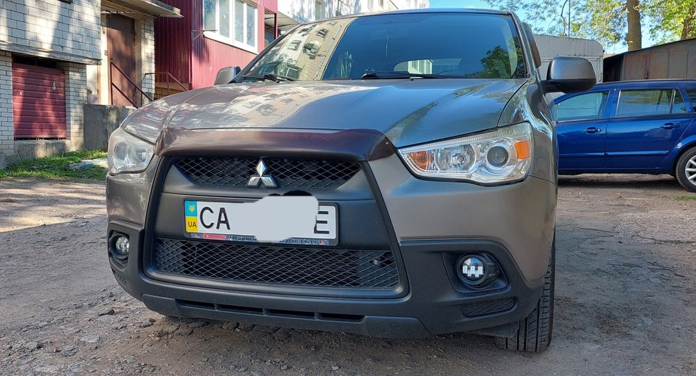 Mitsubishi. ASX .