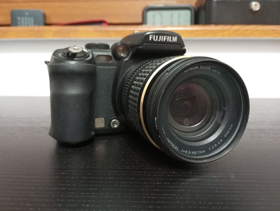 Aparat lustrzanka Fujifilm FinePix S9600